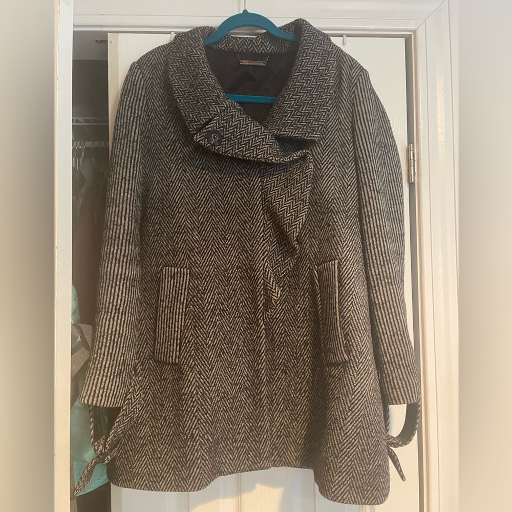 Diane von Furstenberg Sofia peacoat.